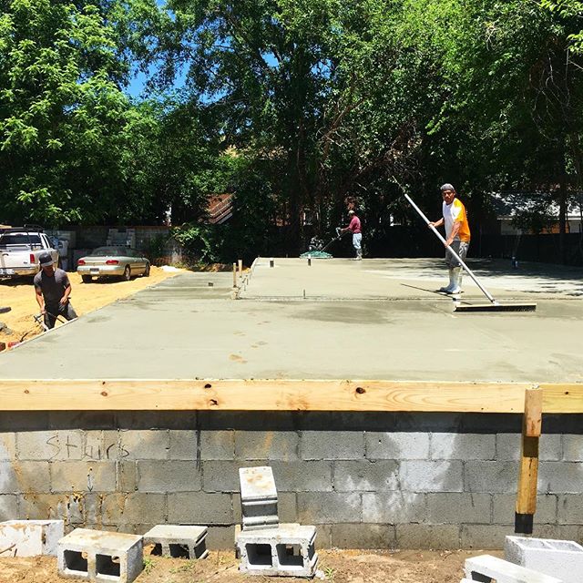 Beautiful Day For Pouring The Concrete Slab Kharchitects 124grove Beautiful Day For Pouring The Concrete Slab Kharchitects 124grove Architecture Newconstruction Constructionsite Construction Residential House